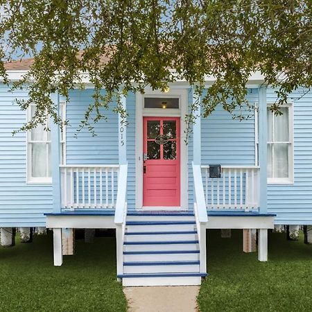 Cozy Sea Breeze Bungalow - 2 Mins To The Beach Galveston Esterno foto